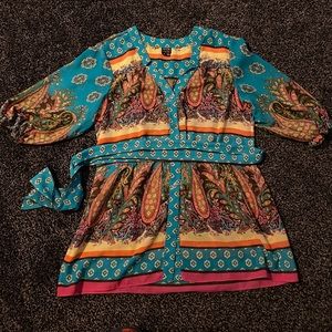 MULTICOLORED TOP